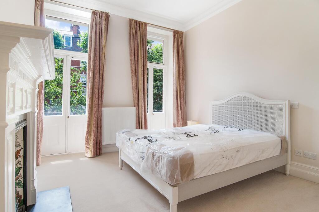 Apartment in London - View 2