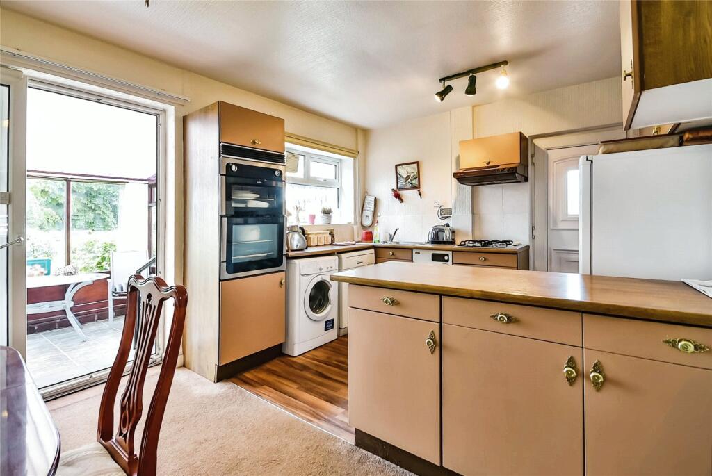 Everest Avenue, Ashton-under-Lyne, Greater Manchester, OL7 photo 4