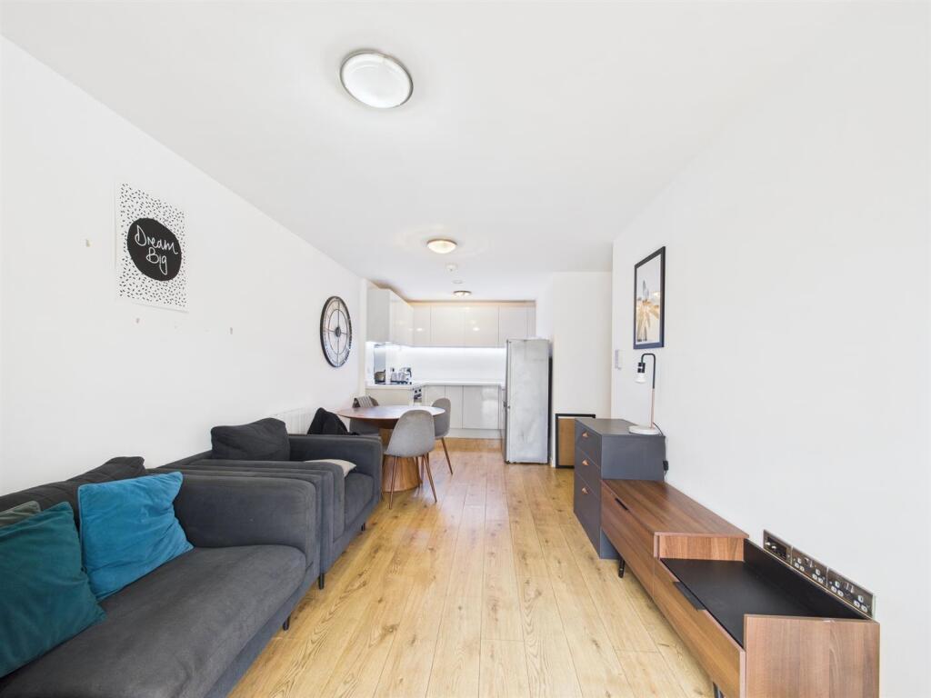 Apartment in Liverpool - View 3