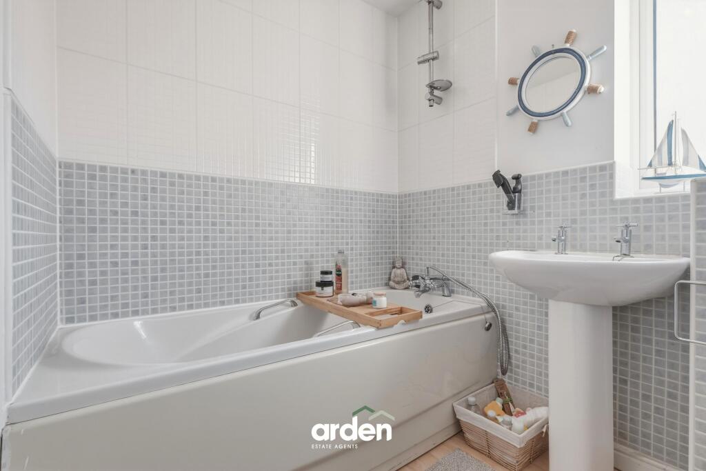 Additional image 10 of Robins Lane, Redditch, B97