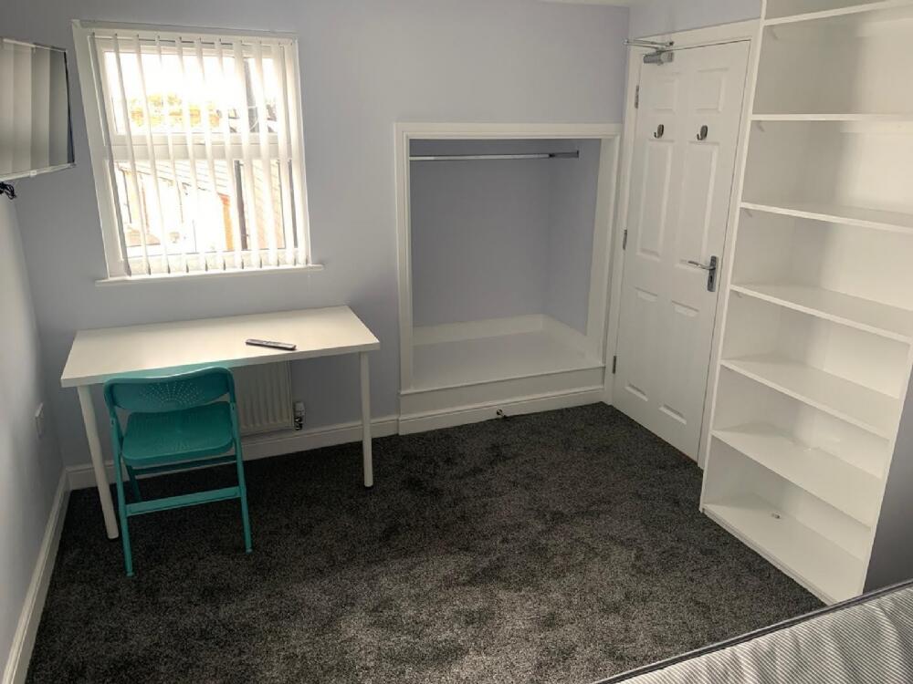 Main image of property: 6 Bed, Ashfield, L15