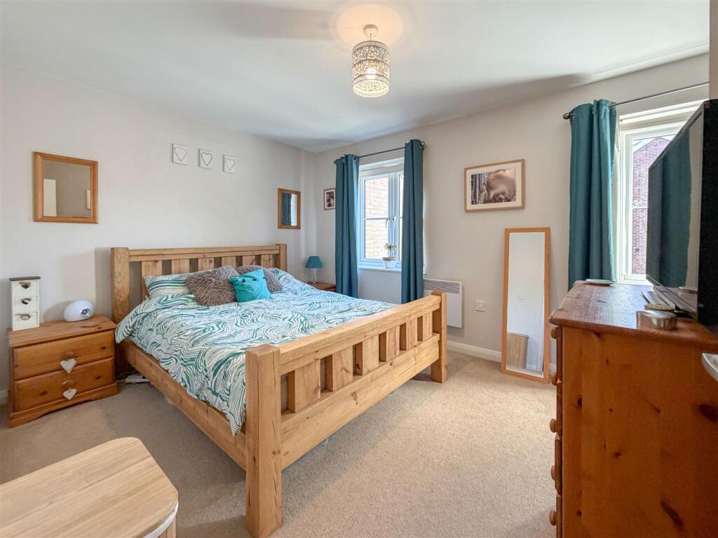 House in West Suffolk, Kentford - View 5