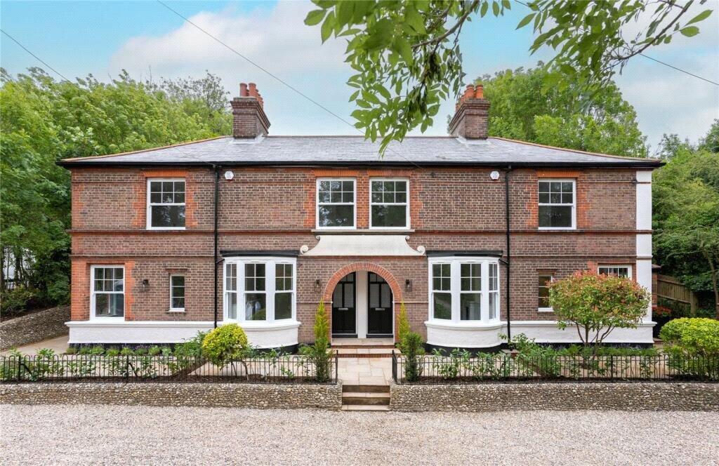 Main image of property: Francis Cottages, White Hill, Chesham, HP5