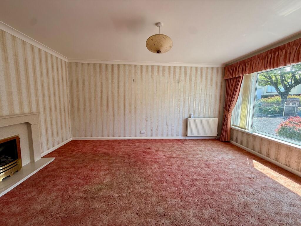 House in Torquay, Torbay - More