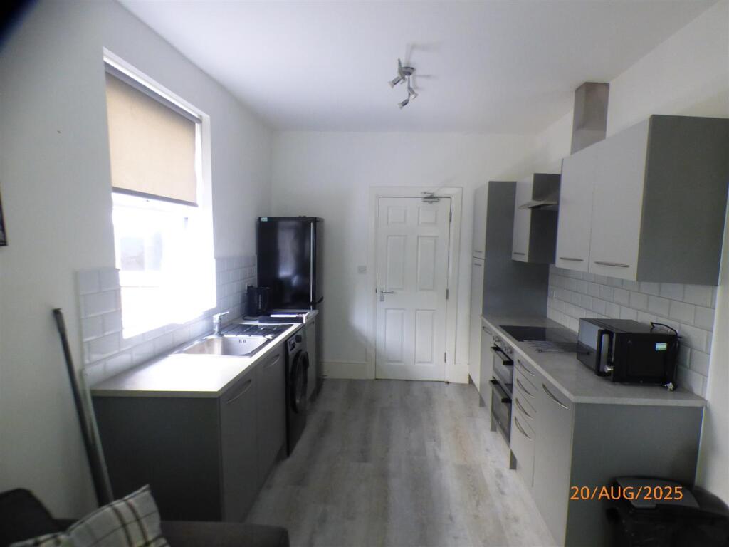 House in Northampton - View 4