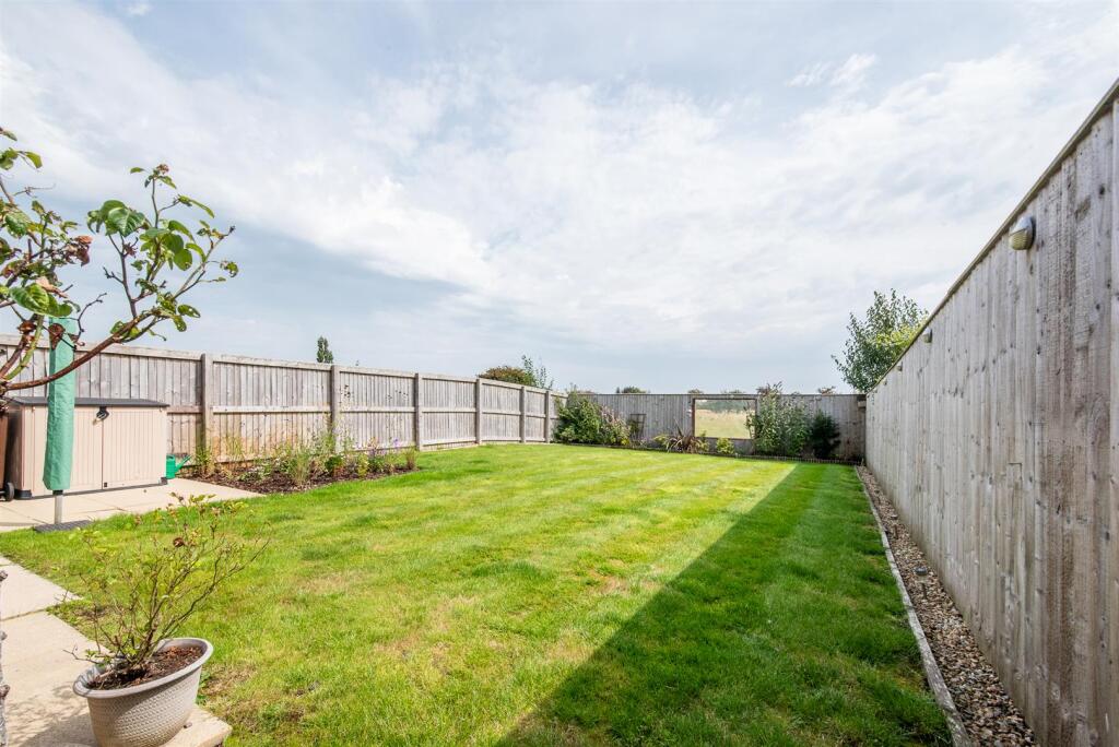 Oldfield, Little Hoole, Preston photo 2