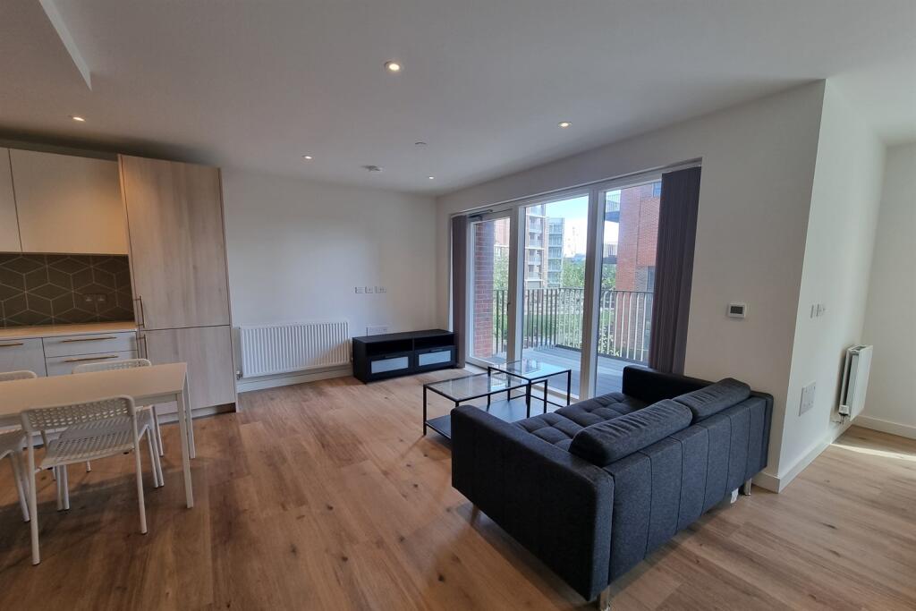 Apartment in London - View 2