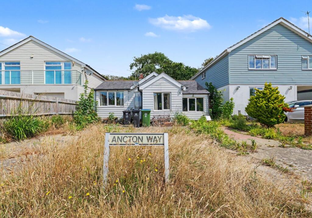 Main image of property: 30 Ancton Way, Bognor Regis, West Sussex, PO22 6JW