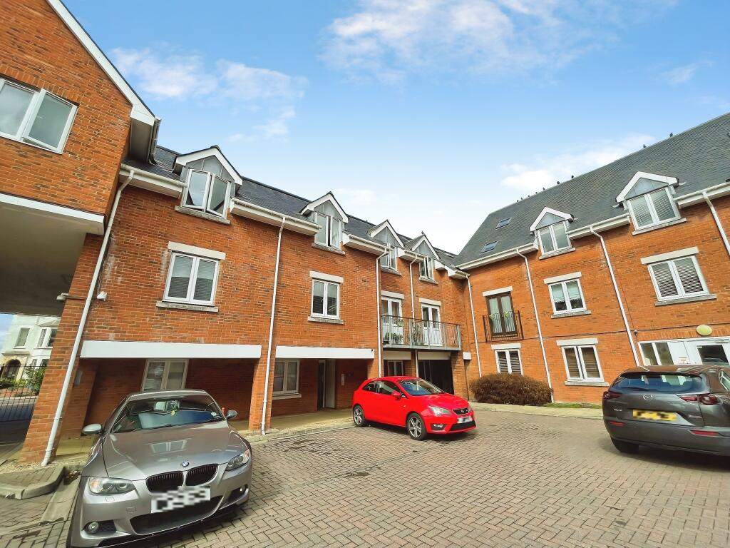 Main image of property: Sanders Place, Hitchin, SG4