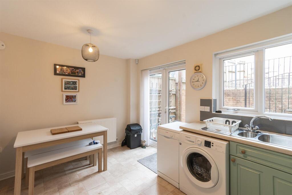 House in Cardiff - View 4
