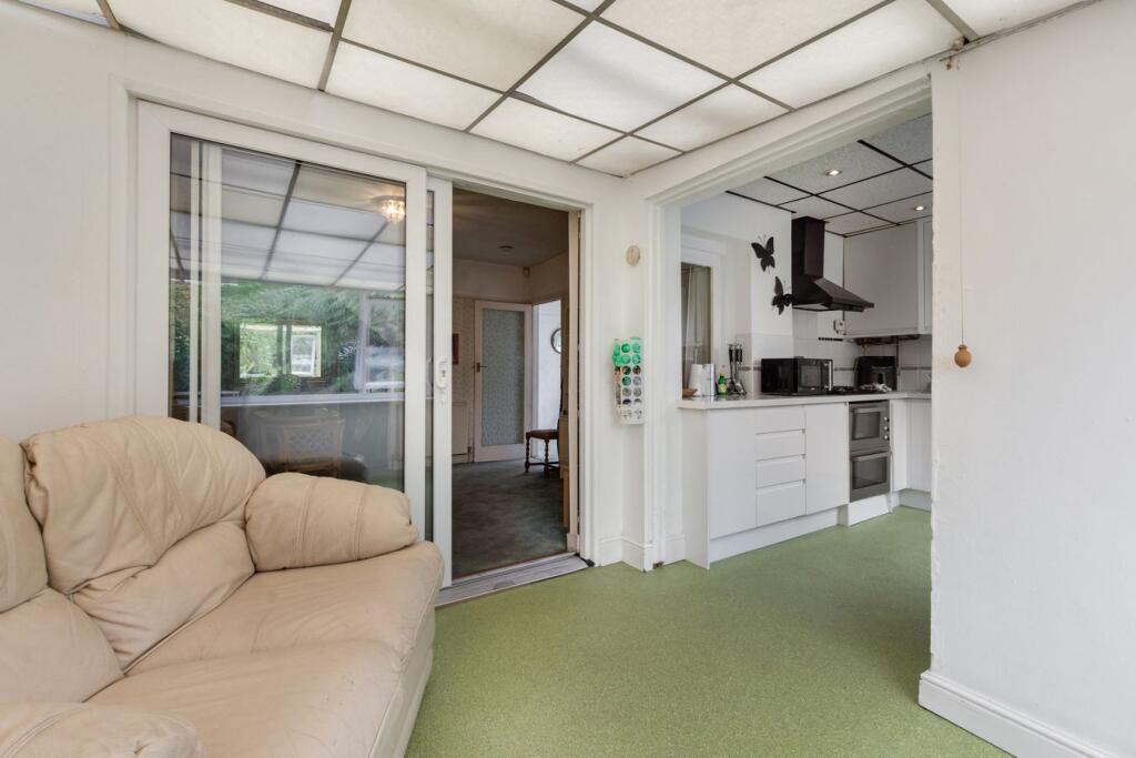 House in Sidcup, Halfway Street, Longlands - More