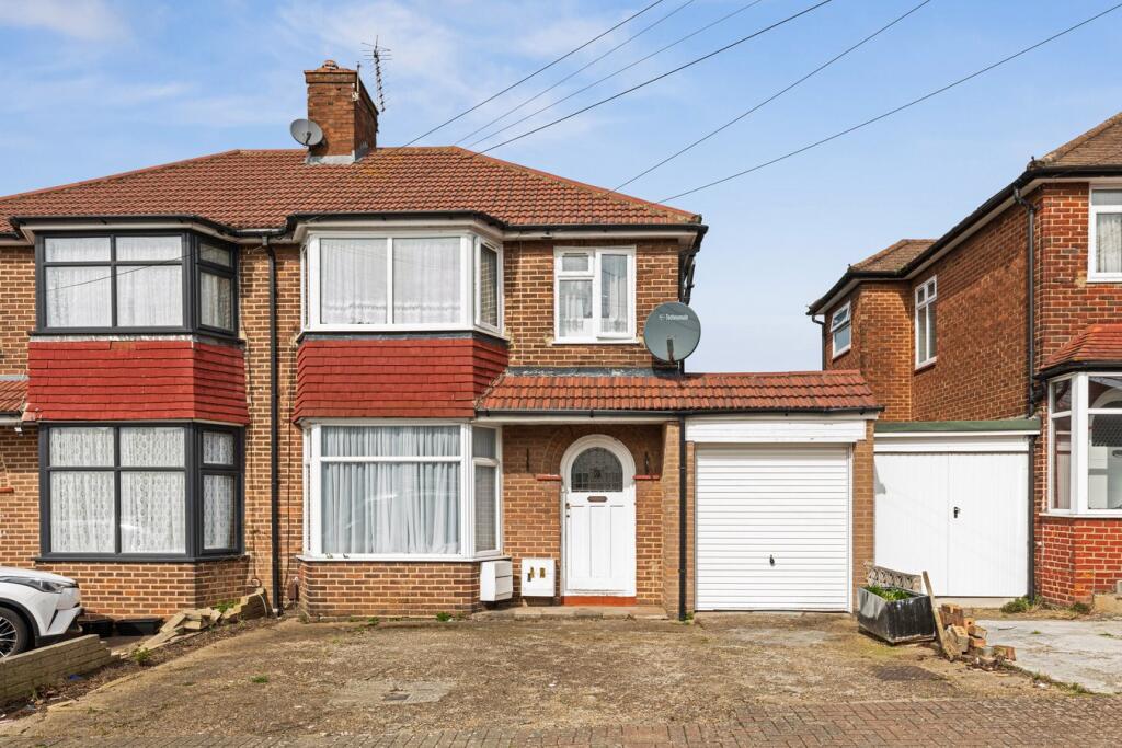 Main image of property: Dryburgh Gardens, London, NW9