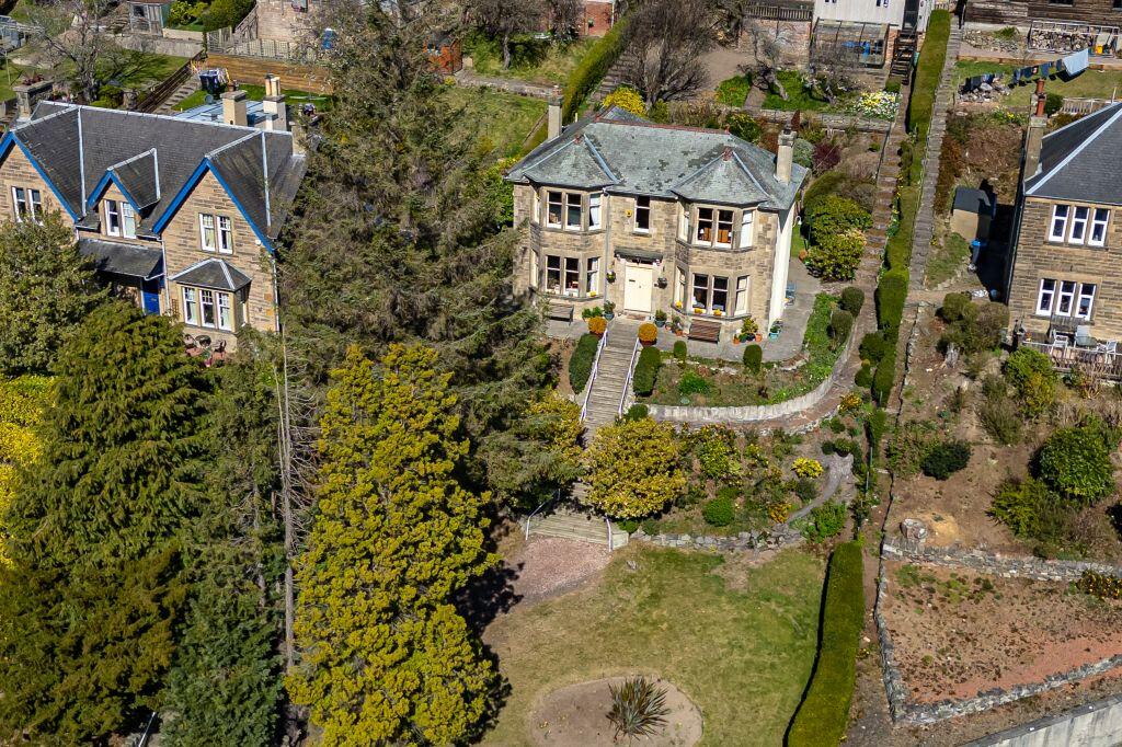 17 Melrose Road, Galashiels, TD1 2AE photo 2