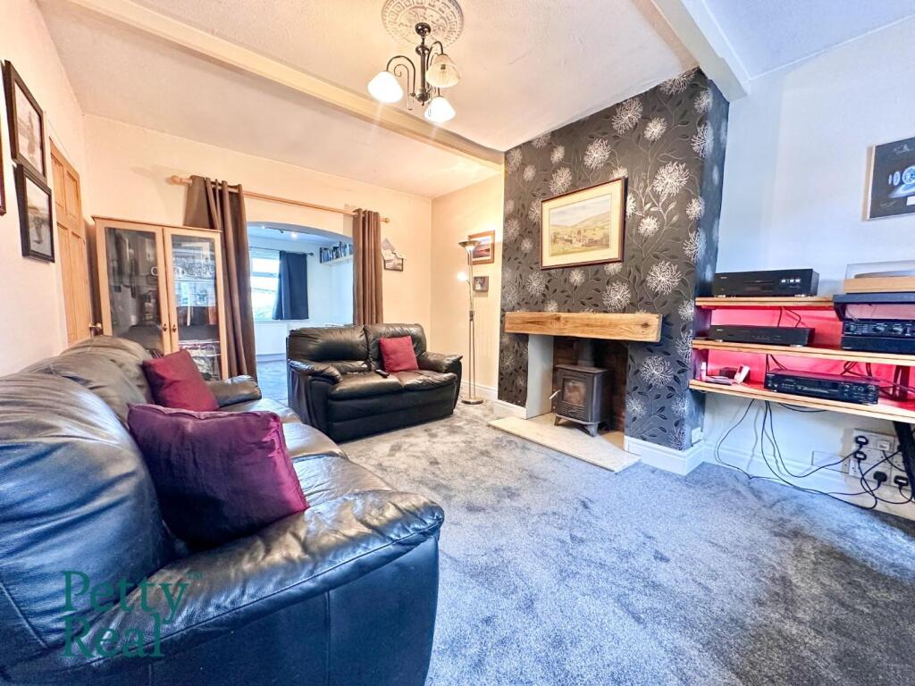 Kirkdene Avenue, Foulridge - View 2