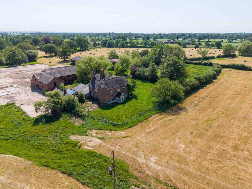 Woodworth Green Farm, Birds Lane, Bunbury, Tarporley, Cheshire, CW6 photo 4