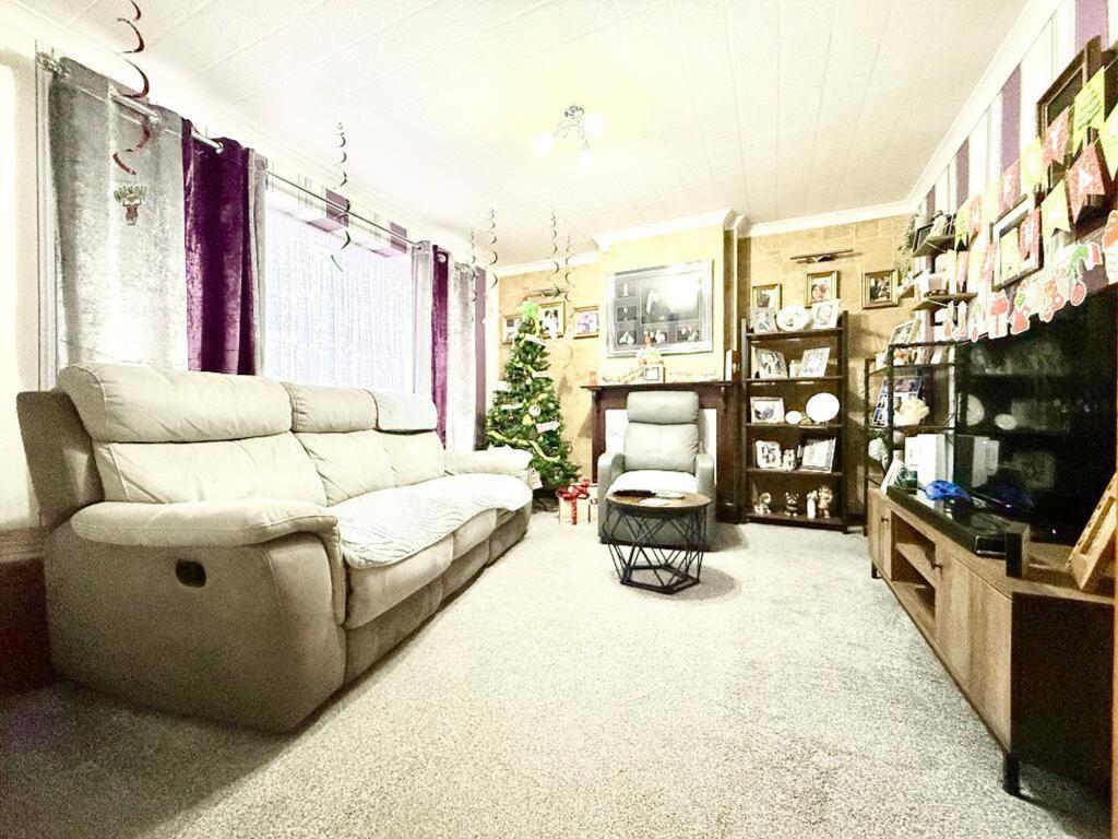 Grampian Way, Luton, LU3 photo 3