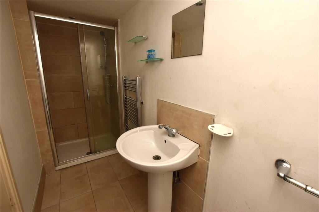 Apartment in Harrogate, West End Park - More