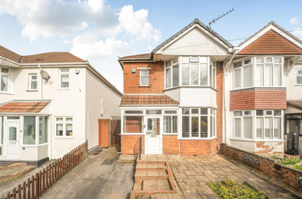 Main image of property: Chessel Avenue, Bitterne, Southampton, Hampshire, SO19