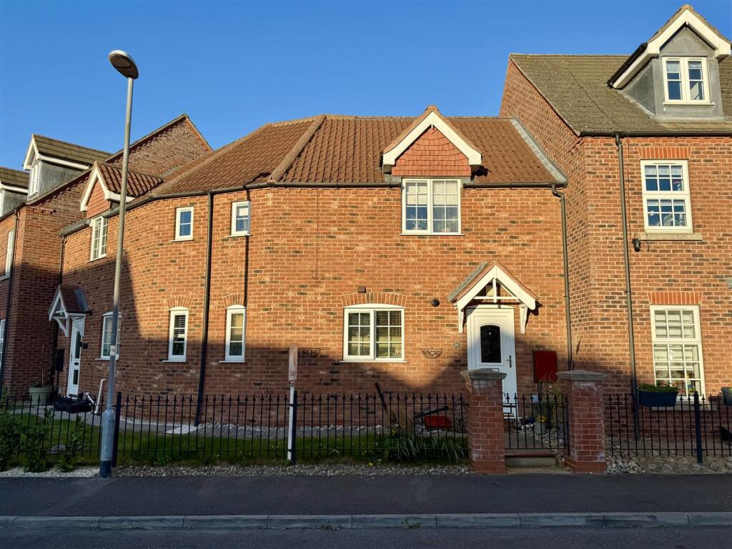 Main image of property: The Hayfields, Spalding