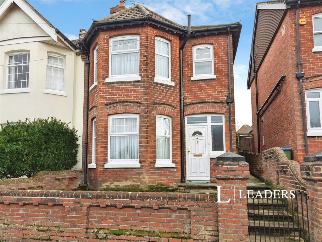 Main image of property: Ash Tree Road, Southampton, Hampshire