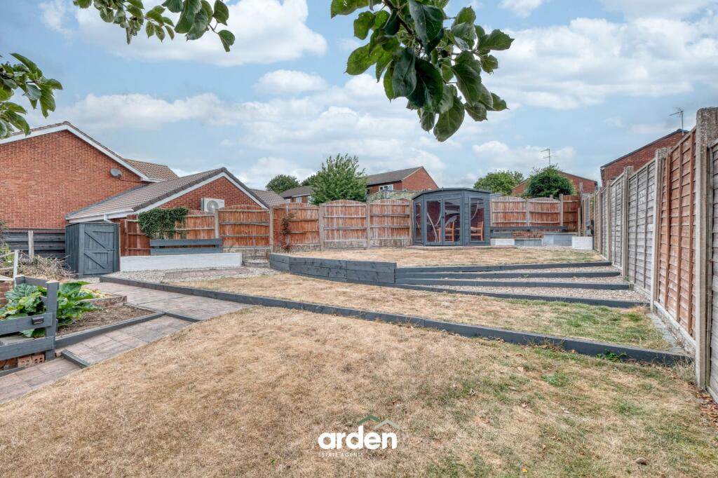 Chandlers Close, Redditch, B97 photo 4