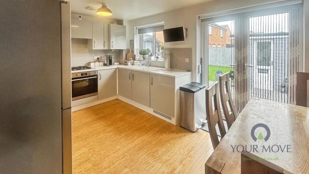 House in Oldham - View 4