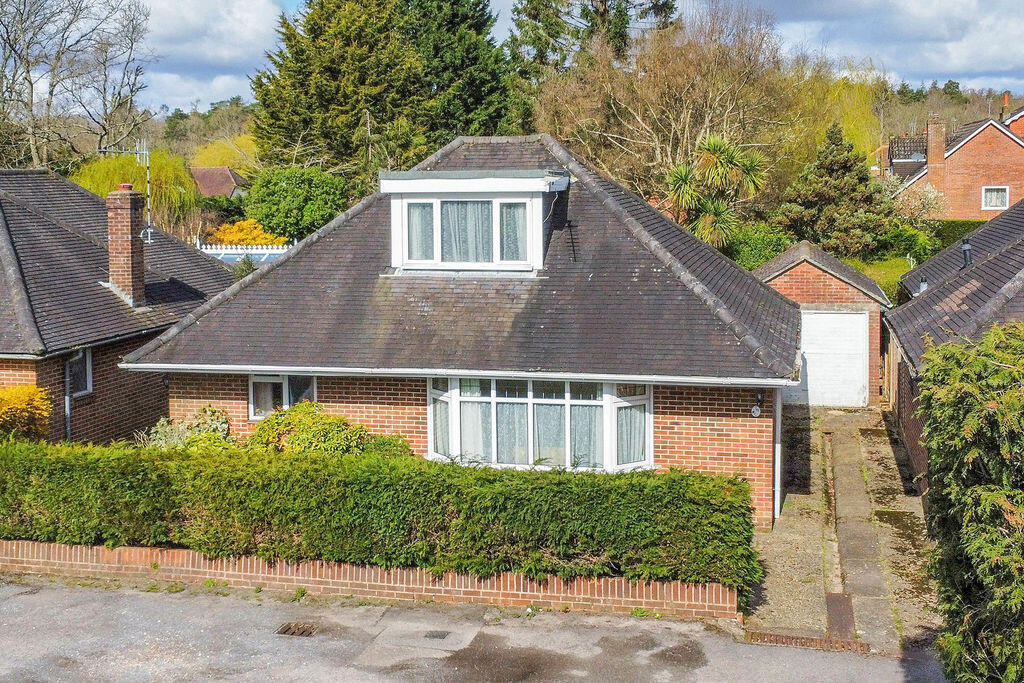 Main image of property: Lyndhurst Road, Ashurst