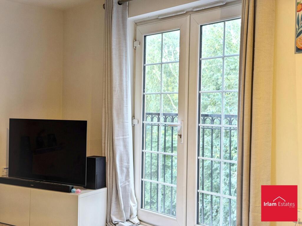 Apartment in Manchester - View 5