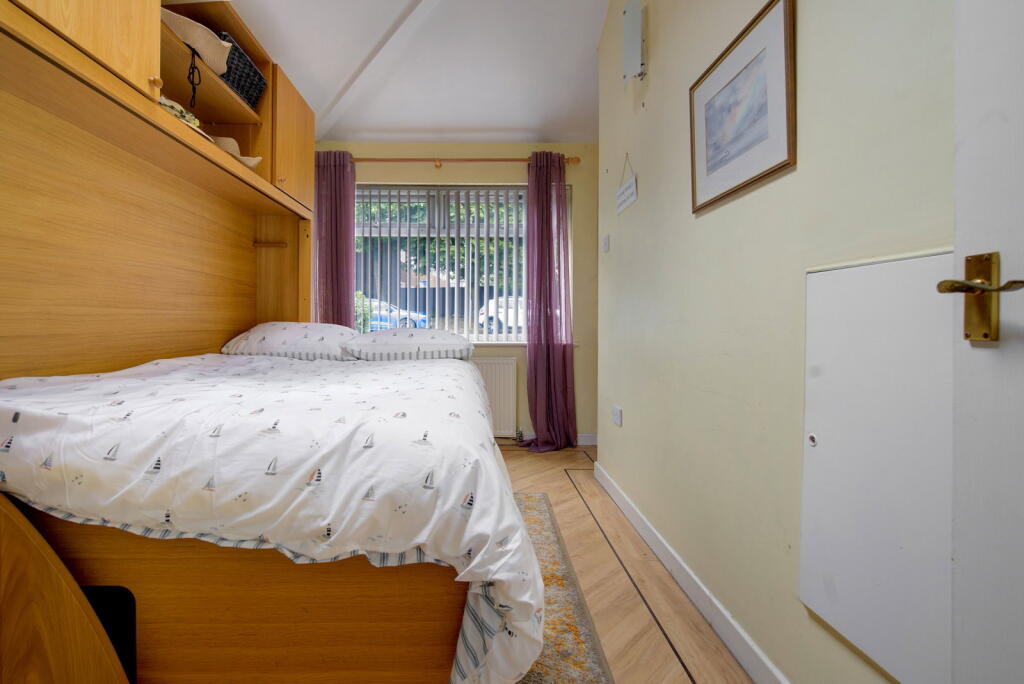 House in Pensby, Liverpool City Region - View 4