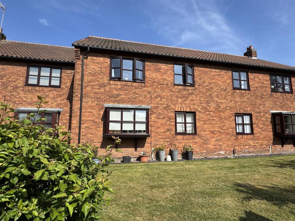 Main image of property: Main Road, Radcliffe on Trent, Nottingham