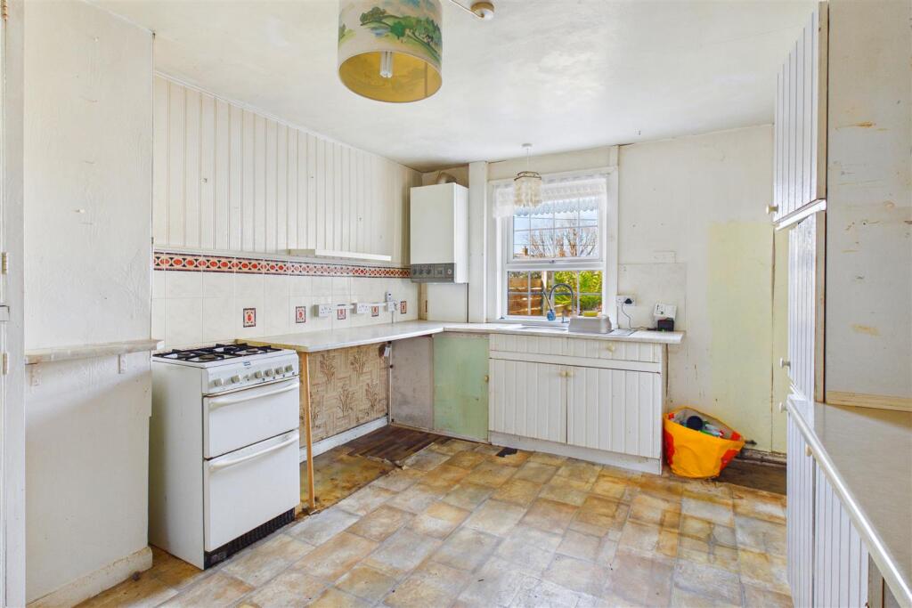 House in Newquay, Cornwall - More