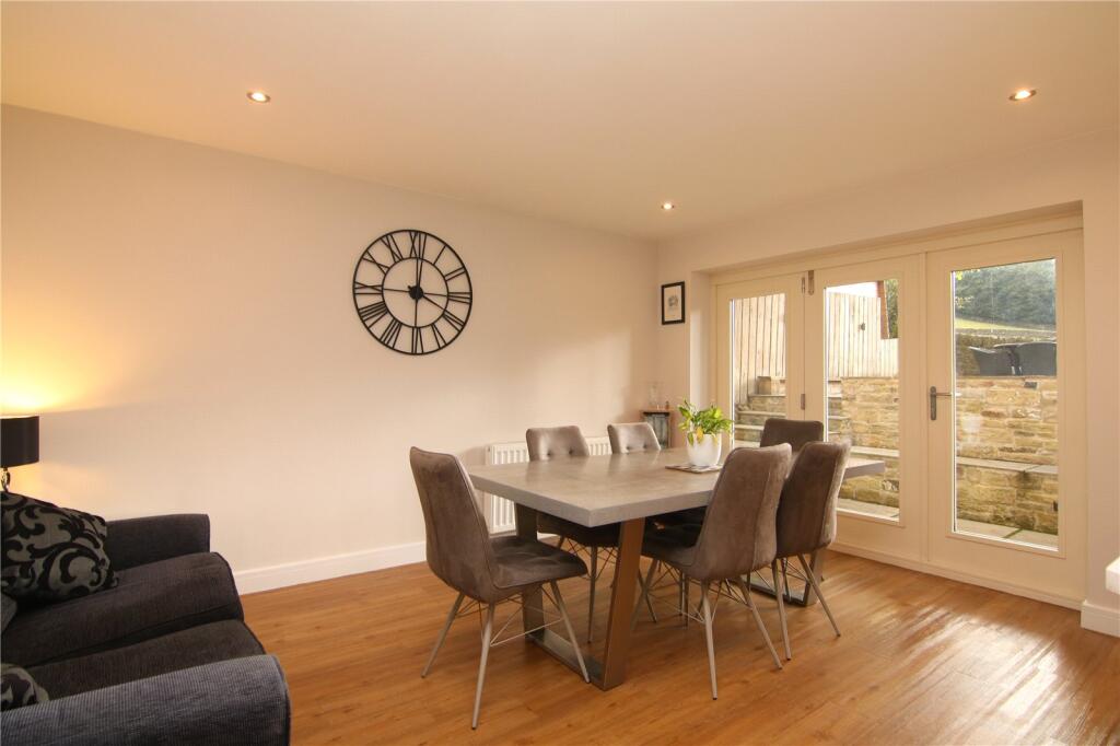 House in Bradford, Steeton with Eastburn - View 5