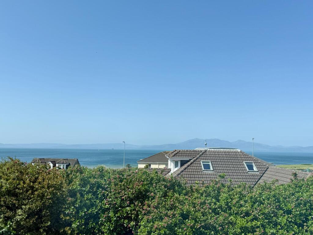 House in Kilmarnock, North Ayrshire - View 4