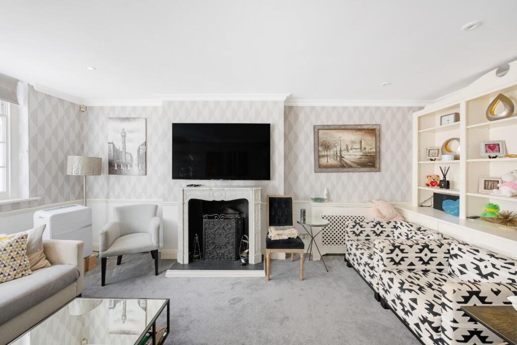 House in London - More