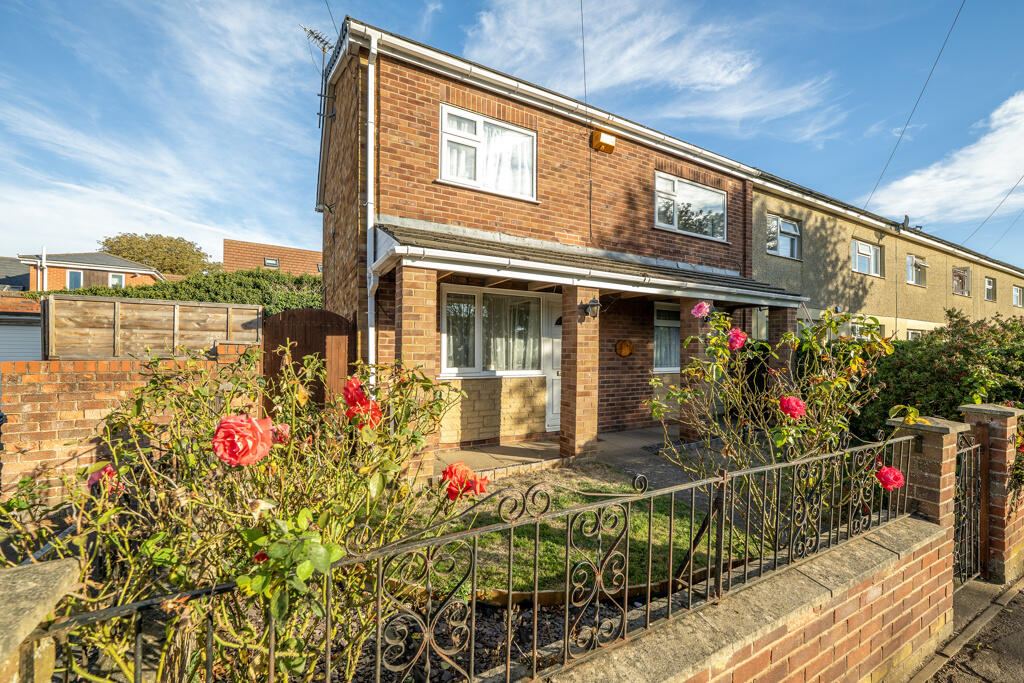 Main image of property: Arras Close, Lincoln, Lincolnshire, LN1