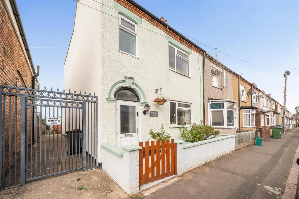 Main image of property: Rowland Street, Rugby, CV21