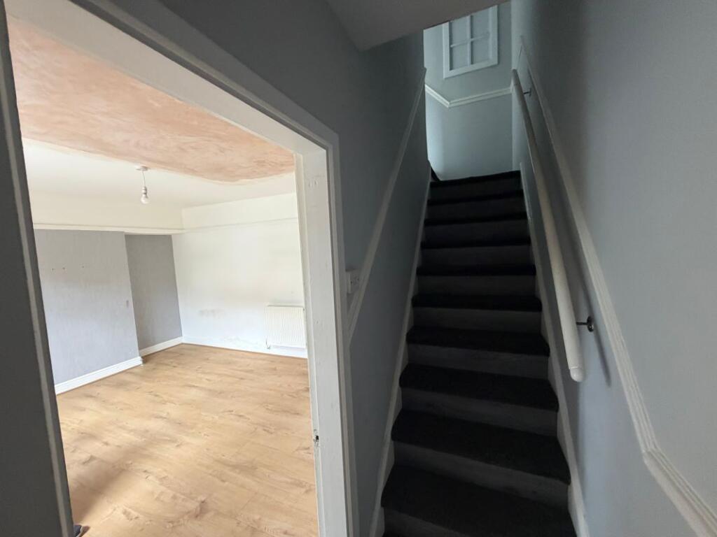 207 Leybourne Drive, Nottingham, NG5 5GL - View 3