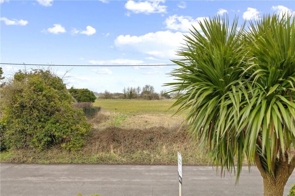 Church Lane, Pagham, PO21 photo 2