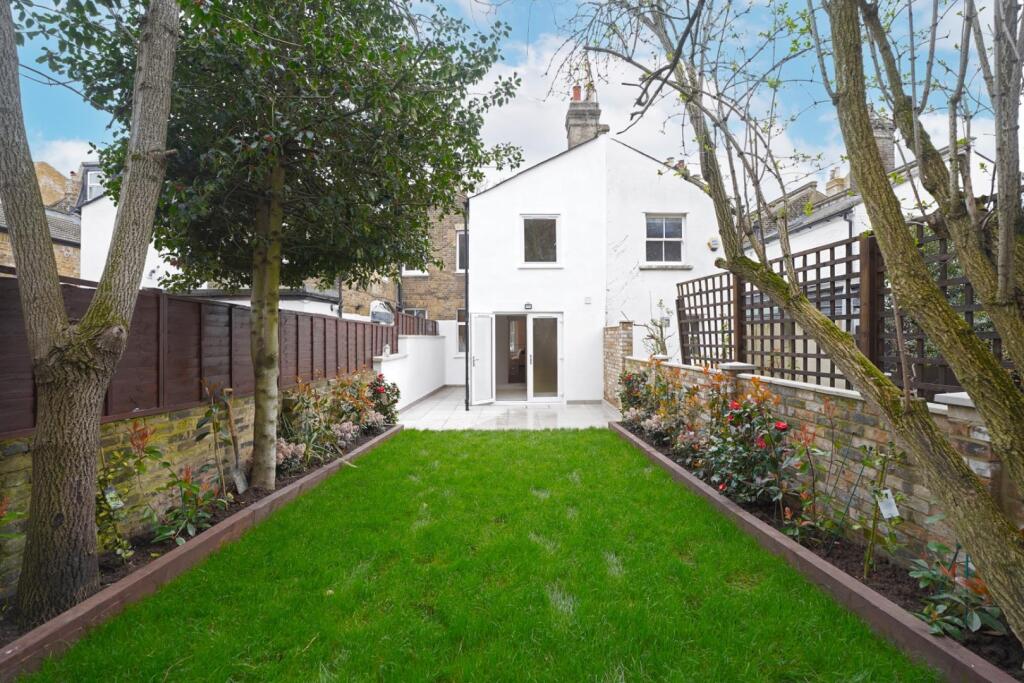 House in London - View 4