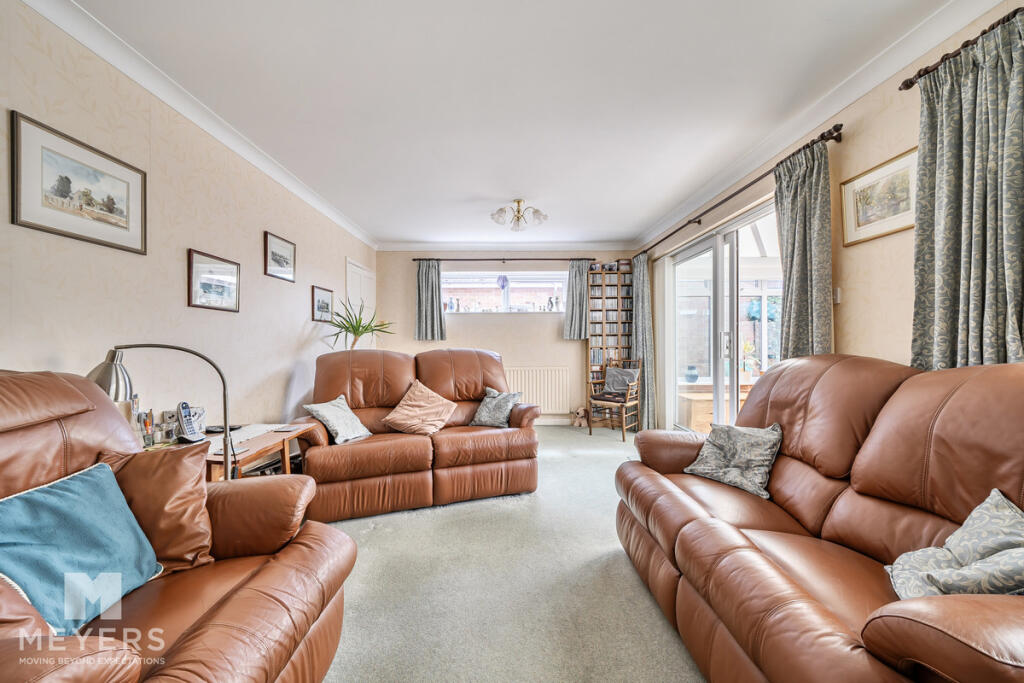 House in Wareham, East Burton, Wool - More
