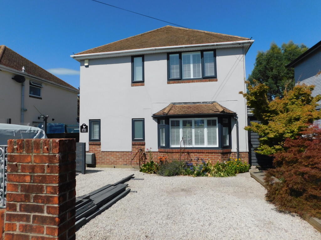 Main image of property: Elizabeth Avenue, Christchurch,