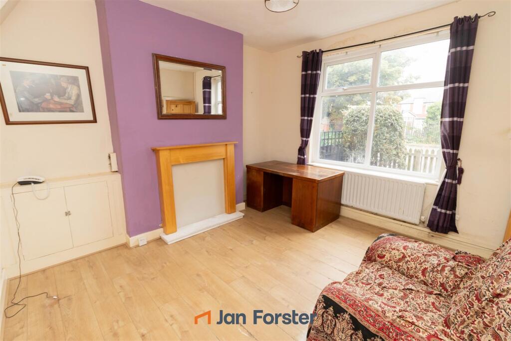 House in North Tyneside, Monkseaton - View 2