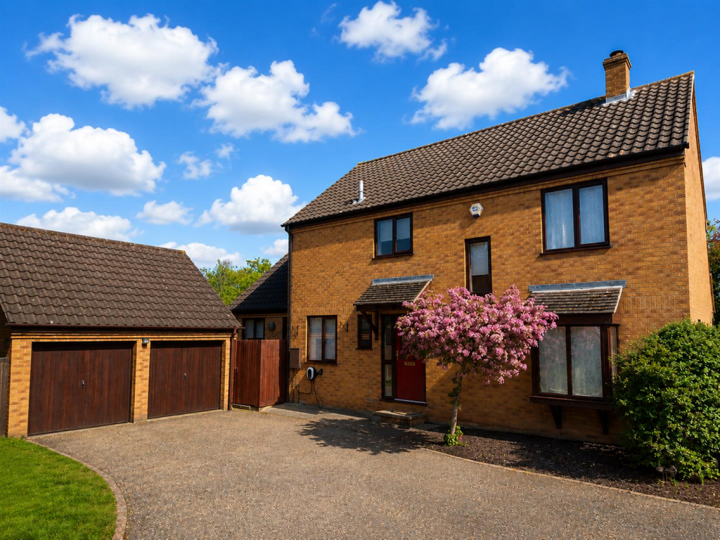 Main image of property: Chatsworth, Great Holm, Milton Keynes