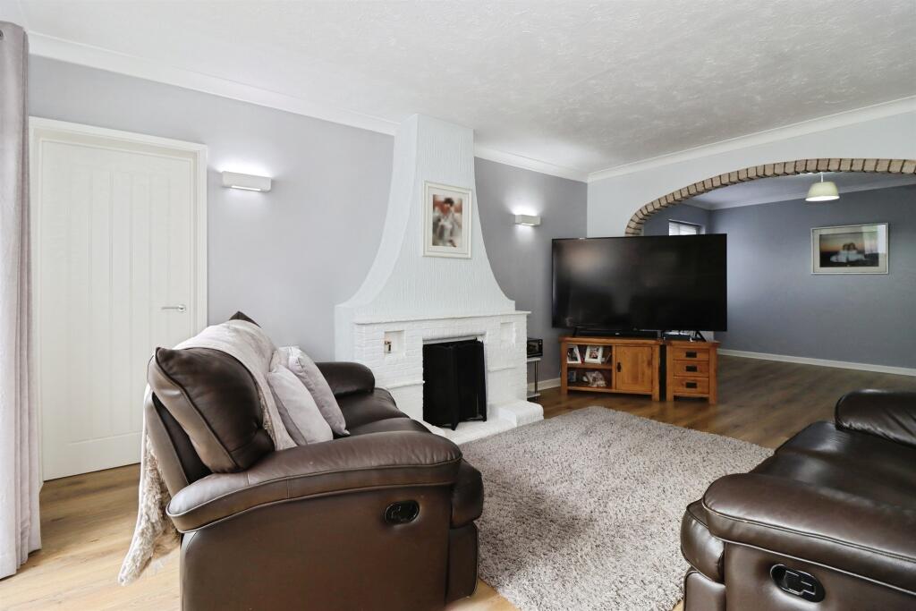 Main image of property: Valley Gardens, Bristol