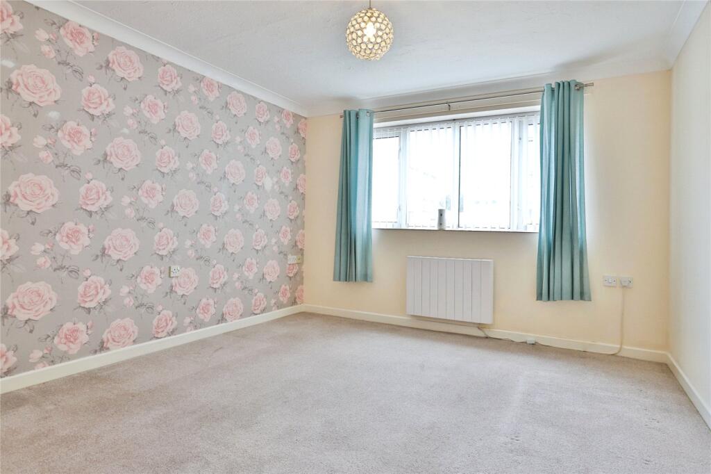 Apartment in Bournemouth - View 2
