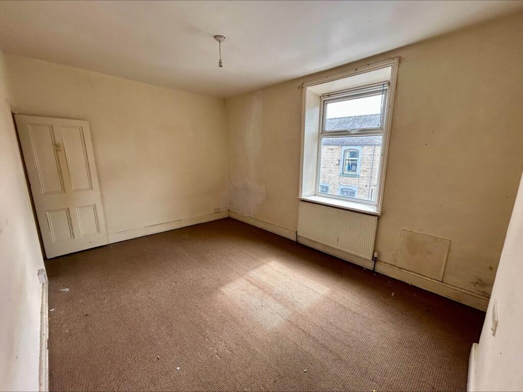 House in Burnley, Lancashire - View 5