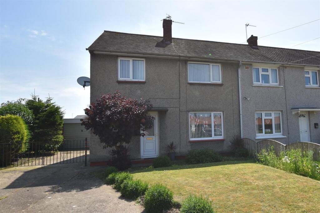 Main image of property: Newland Road, Goole