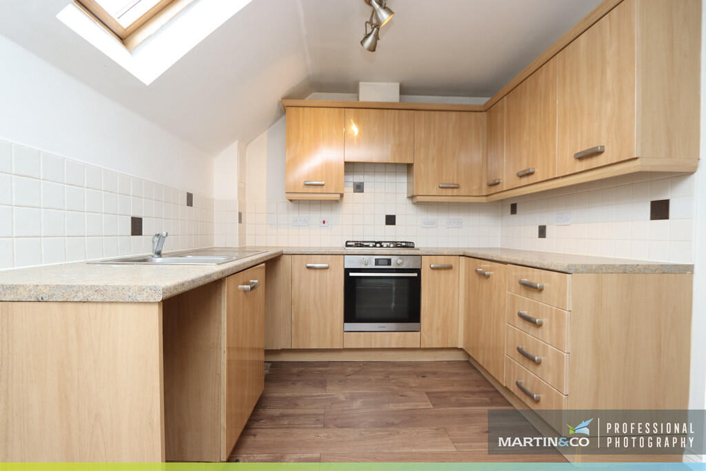 House in Cardiff, Pentwyn - More