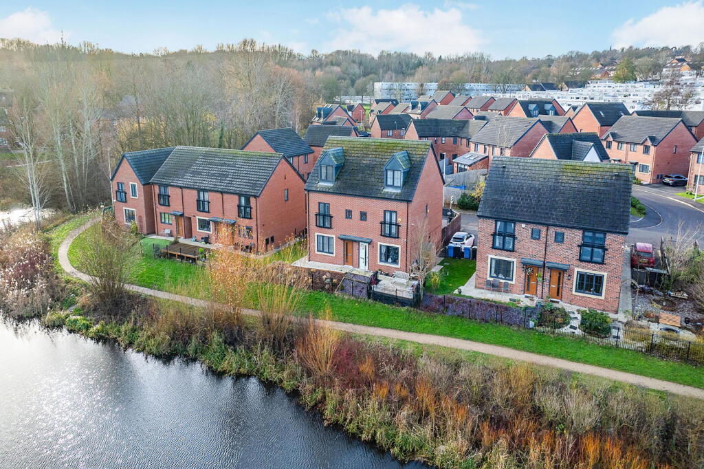 Main image of property: Scottsdale Road, Runcorn