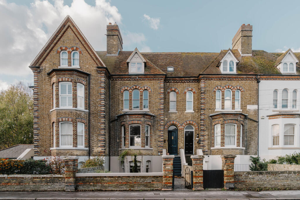 Main image of property: Wellesley Terrace II, Sandwich, Kent